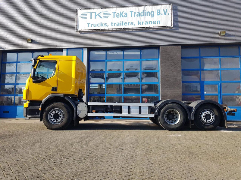 Volvo FE 300 EEV 6X2 Retarder Pto 234.000 KM TÜV - Fahrgestell LKW: das Bild 3 Volvo FE 300 EEV 6X2 Retarder Pto 234.000 KM TÜV - Fahrgestell LKW: das Bild 3