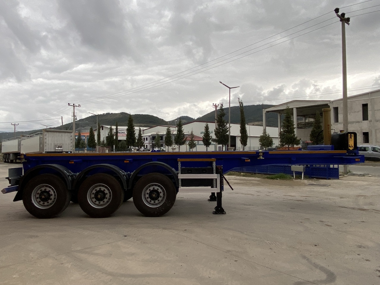 NEU: Container/ Wechselfahrgestell Auflieger OKTAR CONTAINER TIPPER TRAILER ADR 2025: das Bild 10 NEU: Container/ Wechselfahrgestell Auflieger OKTAR CONTAINER TIPPER TRAILER ADR 2025: das Bild 10