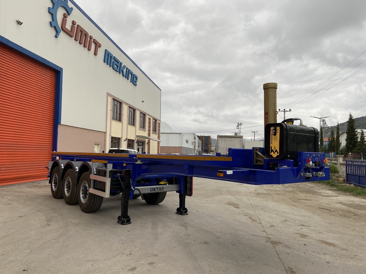 OKTAR CONTAINER TIPPER TRAILER ADR 2025 - Container/ Wechselfahrgestell Auflieger: das Bild 2 OKTAR CONTAINER TIPPER TRAILER ADR 2025 - Container/ Wechselfahrgestell Auflieger: das Bild 2