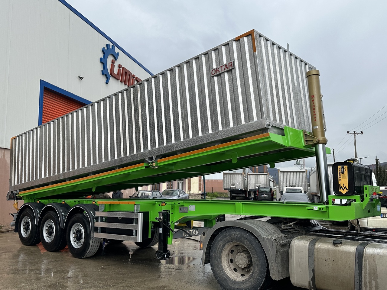 NEU: Tankauflieger OKTAR TREYLER 2025: das Bild 13 NEU: Tankauflieger OKTAR TREYLER 2025: das Bild 13