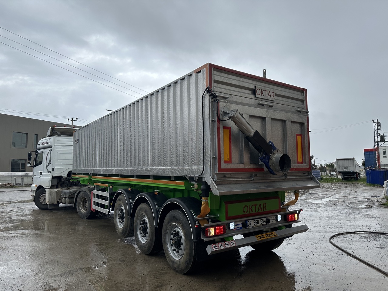 NEU: Tankauflieger OKTAR TREYLER 2025: das Bild 7 NEU: Tankauflieger OKTAR TREYLER 2025: das Bild 7