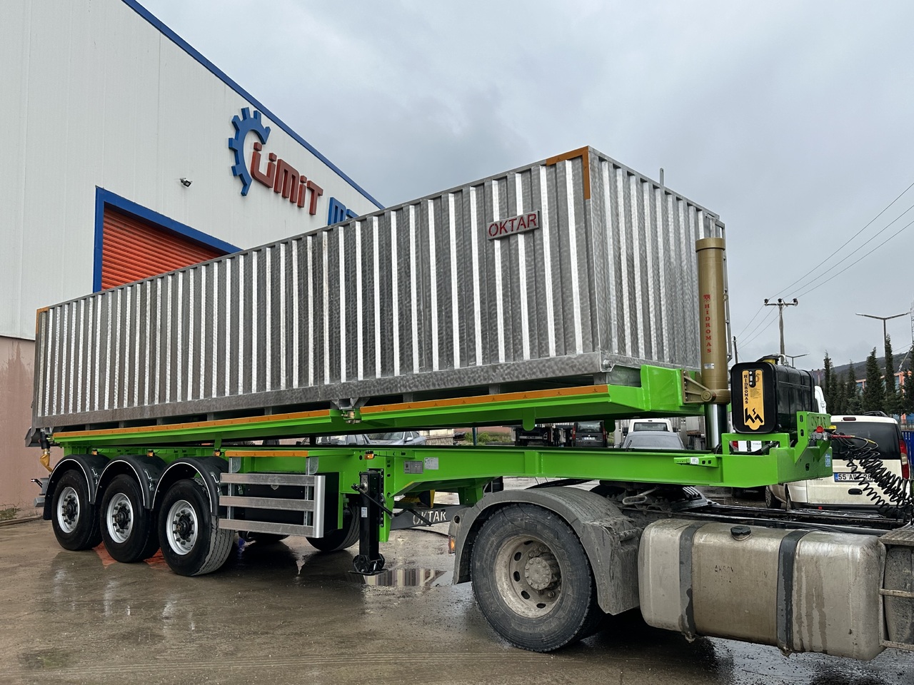 NEU: Tankauflieger OKTAR TREYLER 2025: das Bild 12 NEU: Tankauflieger OKTAR TREYLER 2025: das Bild 12