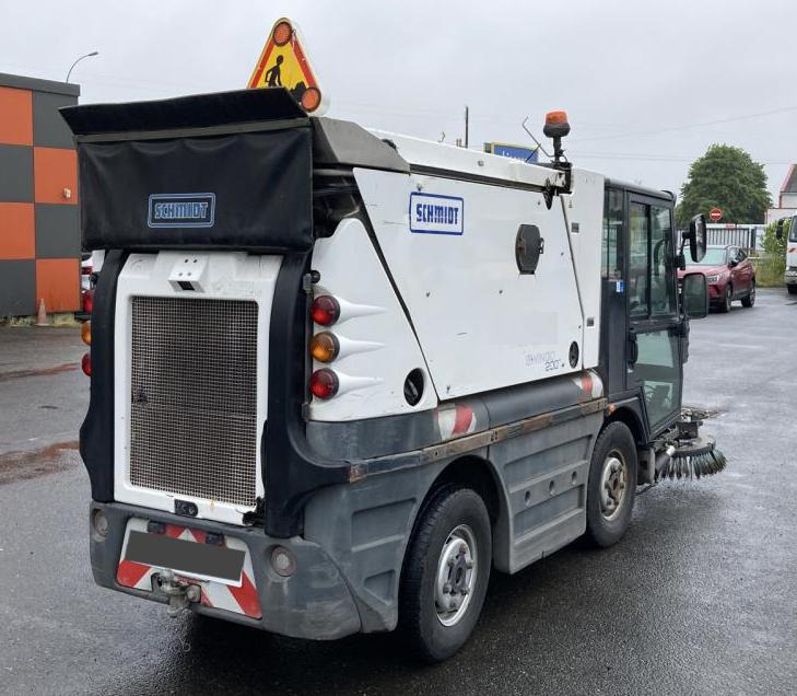 Schmidt Swingo 200 Kehrmaschine Sweeper Ravo Hako - Kehrmaschine: das Bild 2 Schmidt Swingo 200 Kehrmaschine Sweeper Ravo Hako - Kehrmaschine: das Bild 2