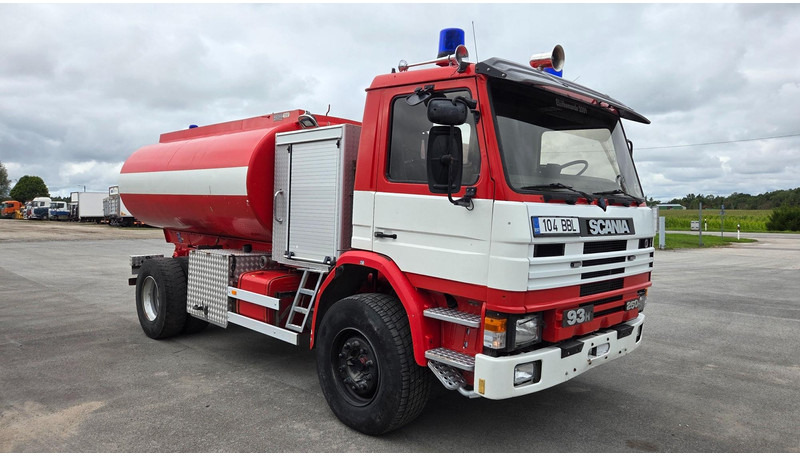 Scania P93 4X2 250 - Feuerwehrfahrzeug: das Bild 2 Scania P93 4X2 250 - Feuerwehrfahrzeug: das Bild 2