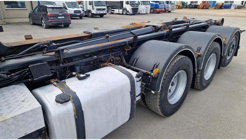 Volvo FH480 8X4*4 - Abrollkipper: das Bild 5 Volvo FH480 8X4*4 - Abrollkipper: das Bild 5