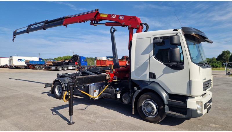 Abrollkipper, Autokran Volvo FL280 4X2 HMF 1560: das Bild 19