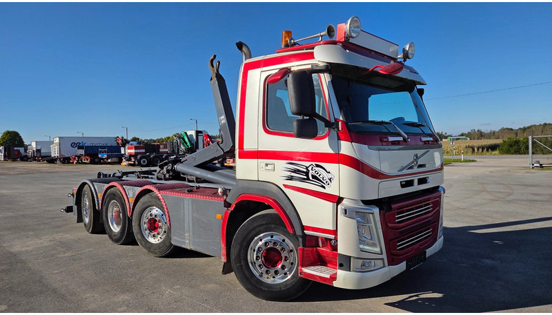 Volvo FM460 8X2*6 - Abrollkipper: das Bild 2 Volvo FM460 8X2*6 - Abrollkipper: das Bild 2