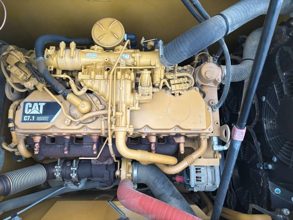 CAT 323 (Under Preparation) - Kettenbagger: das Bild 5 CAT 323 (Under Preparation) - Kettenbagger: das Bild 5