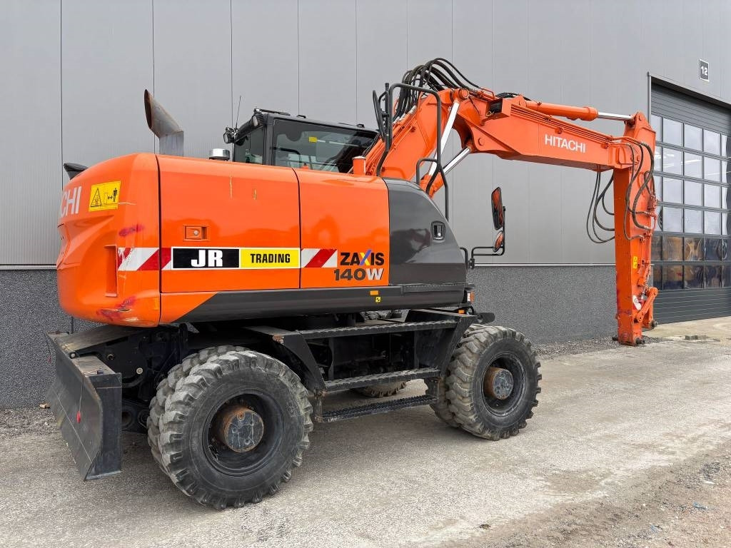 Hitachi ZX 140 W-5B - Mobilbagger: das Bild 5 Hitachi ZX 140 W-5B - Mobilbagger: das Bild 5