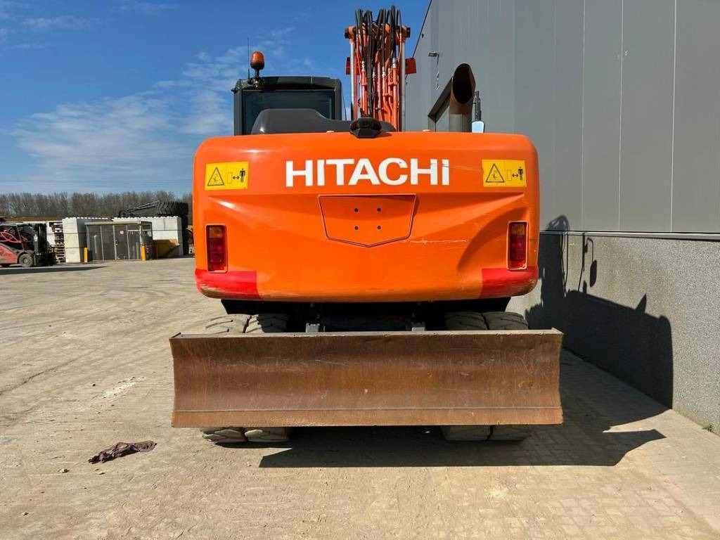 Hitachi ZX 140 W-5B - Mobilbagger: das Bild 4 Hitachi ZX 140 W-5B - Mobilbagger: das Bild 4