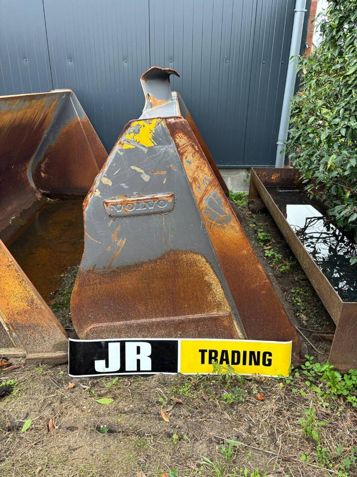Volvo L 90 H Bucket - Schaufel für Baumaschine: das Bild 1 Volvo L 90 H Bucket - Schaufel für Baumaschine: das Bild 1