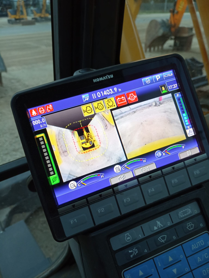 KOMATSU PC138US-11 - Kettenbagger: das Bild 5 KOMATSU PC138US-11 - Kettenbagger: das Bild 5