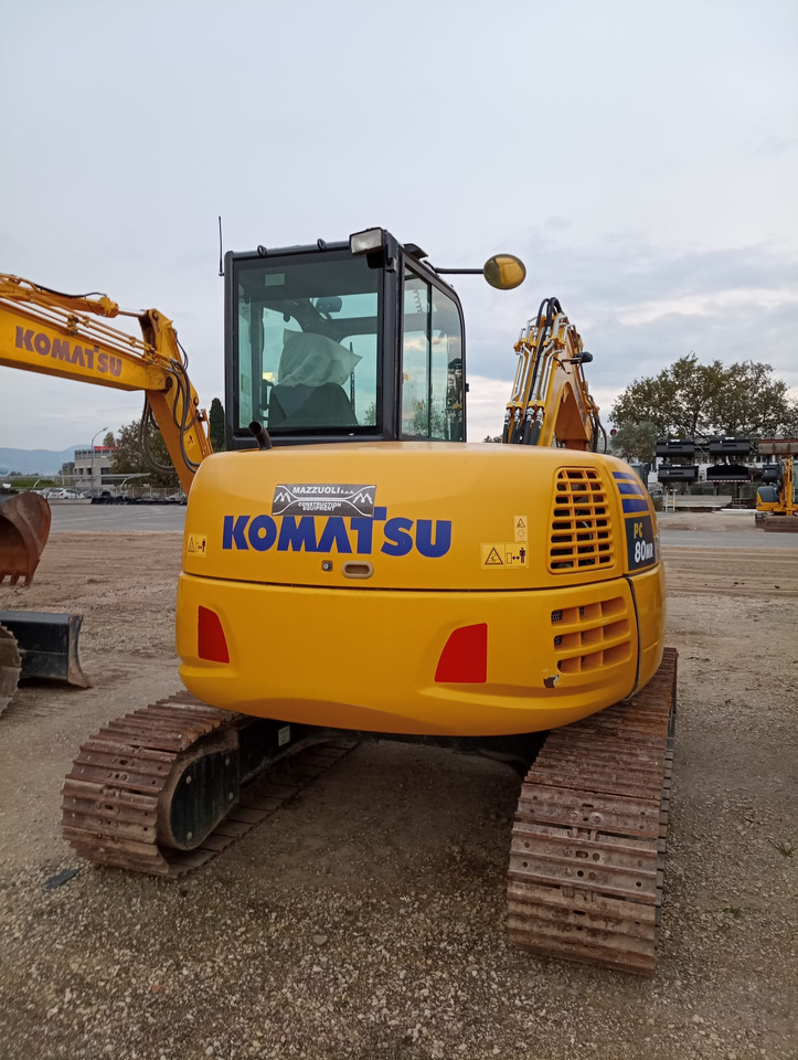 KOMATSU PC80MR-5 - Kettenbagger: das Bild 5 KOMATSU PC80MR-5 - Kettenbagger: das Bild 5