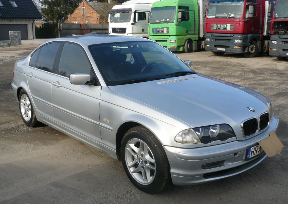 BMW Seria 3 320i - Limousine: das Bild 2 BMW Seria 3 320i - Limousine: das Bild 2