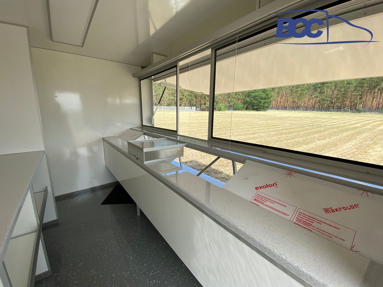 BCC POLSKA - FOOD TRUCK - SAMOCHÓD DO SPRZEDAŻY SERÓW, FOOD TRUCK Z NABIAŁEM, AUTO SKLEP - PEUGEOT BOXER - Leasing BCC POLSKA - FOOD TRUCK - SAMOCHÓD DO SPRZEDAŻY SERÓW, FOOD TRUCK Z NABIAŁEM, AUTO SKLEP - PEUGEOT BOXER: das Bild 7