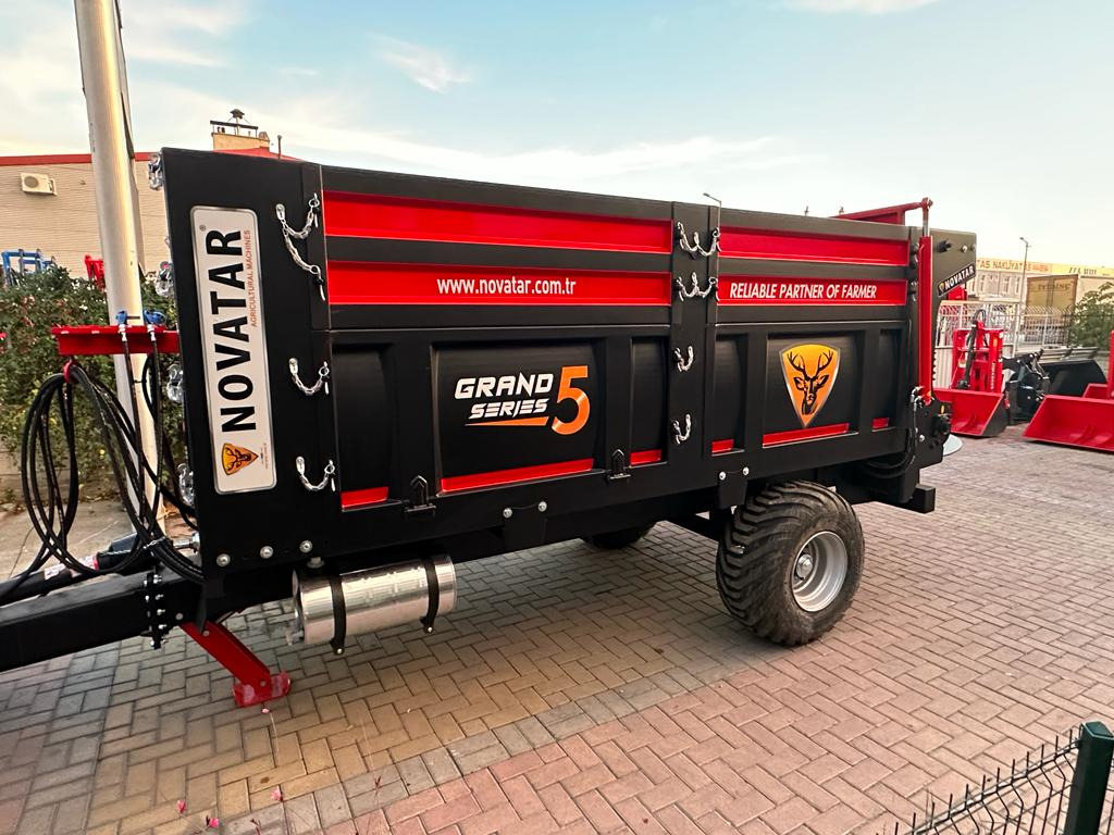 Novatar Manure Spreader 5 m3 - Dungstreuer: das Bild 3 Novatar Manure Spreader 5 m3 - Dungstreuer: das Bild 3