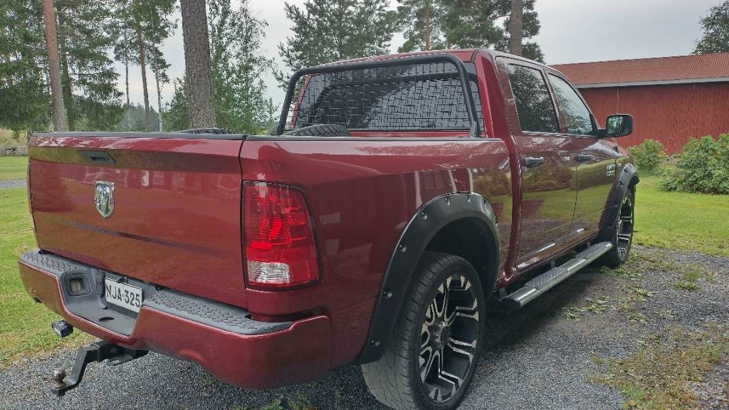 Dodge RAM 1500 5,7 hemi - Pick-up: das Bild 3 Dodge RAM 1500 5,7 hemi - Pick-up: das Bild 3
