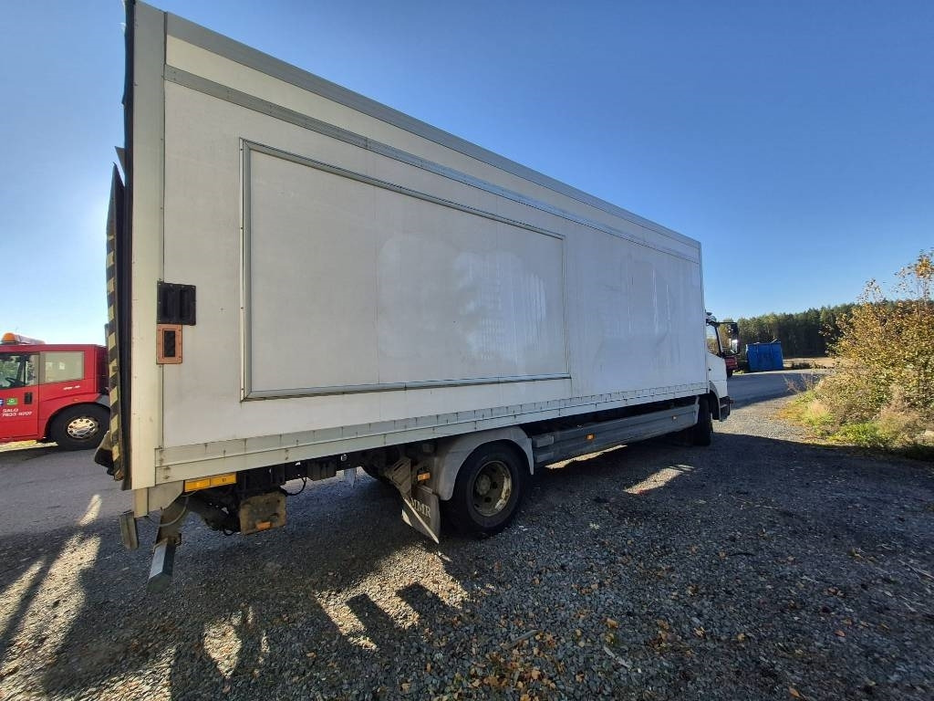 Mercedes-Benz Atego 1223 umpikori+pl nostin - Koffer LKW: das Bild 3 Mercedes-Benz Atego 1223 umpikori+pl nostin - Koffer LKW: das Bild 3