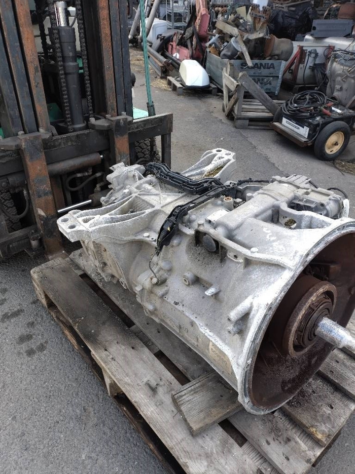 Mercedes-Benz G211-12 - Getriebe für LKW: das Bild 2 Mercedes-Benz G211-12 - Getriebe für LKW: das Bild 2
