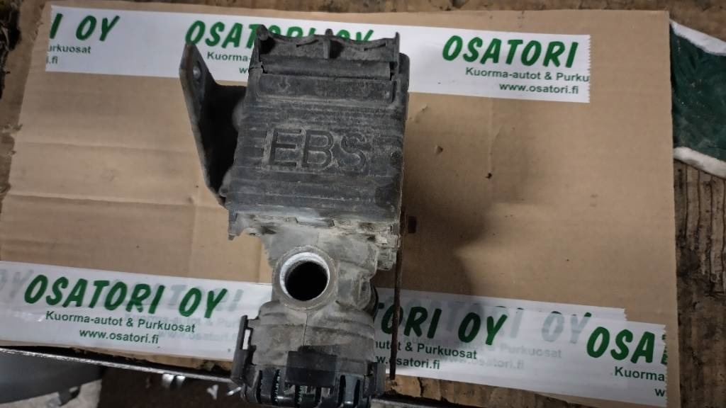 Volvo EBS modulaattori - Bremsteile für LKW: das Bild 3 Volvo EBS modulaattori - Bremsteile für LKW: das Bild 3