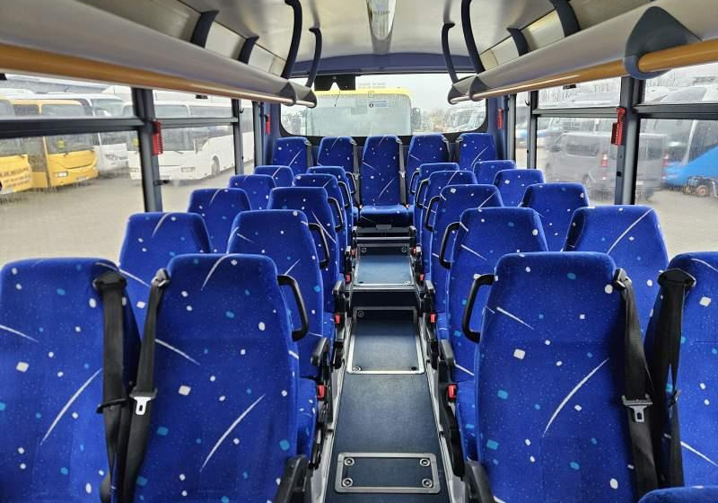 Überlandbus Irisbus CROSSWAY/ SPROWADZONY/ MANUAL/: das Bild 23