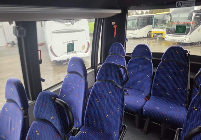 Irisbus WING2 / SPROWADZONY / 34 MIEJSCA/ MANUAL - Kleinbus, Personentransporter: das Bild 4 Irisbus WING2 / SPROWADZONY / 34 MIEJSCA/ MANUAL - Kleinbus, Personentransporter: das Bild 4