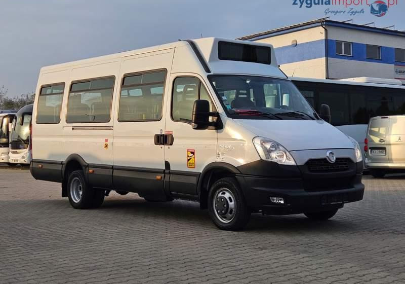 Kleinbus, Personentransporter Iveco A50C17 DAILY / SPROWADZONE / MANUAL / EEV: das Bild 1
