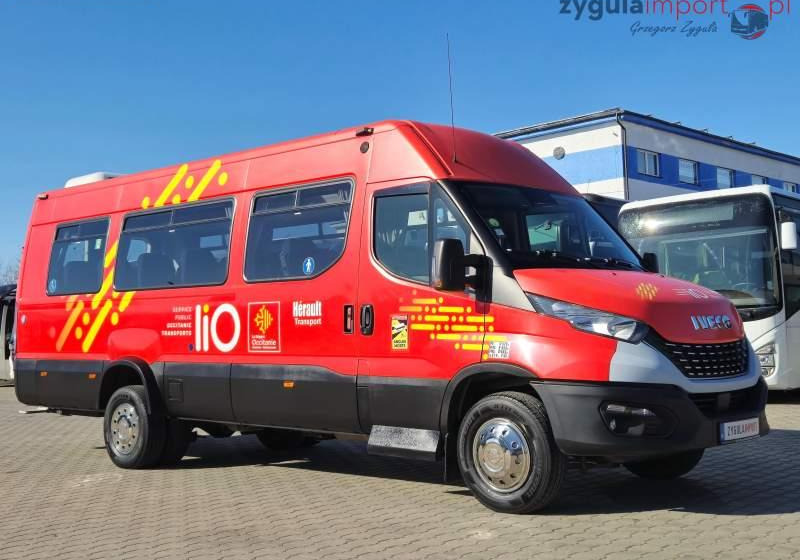 Iveco DAILY 65C18/SPROWADZONE/23 MIEJSCA/KLIM/WINDA - Kleinbus, Personentransporter: das Bild 1 Iveco DAILY 65C18/SPROWADZONE/23 MIEJSCA/KLIM/WINDA - Kleinbus, Personentransporter: das Bild 1