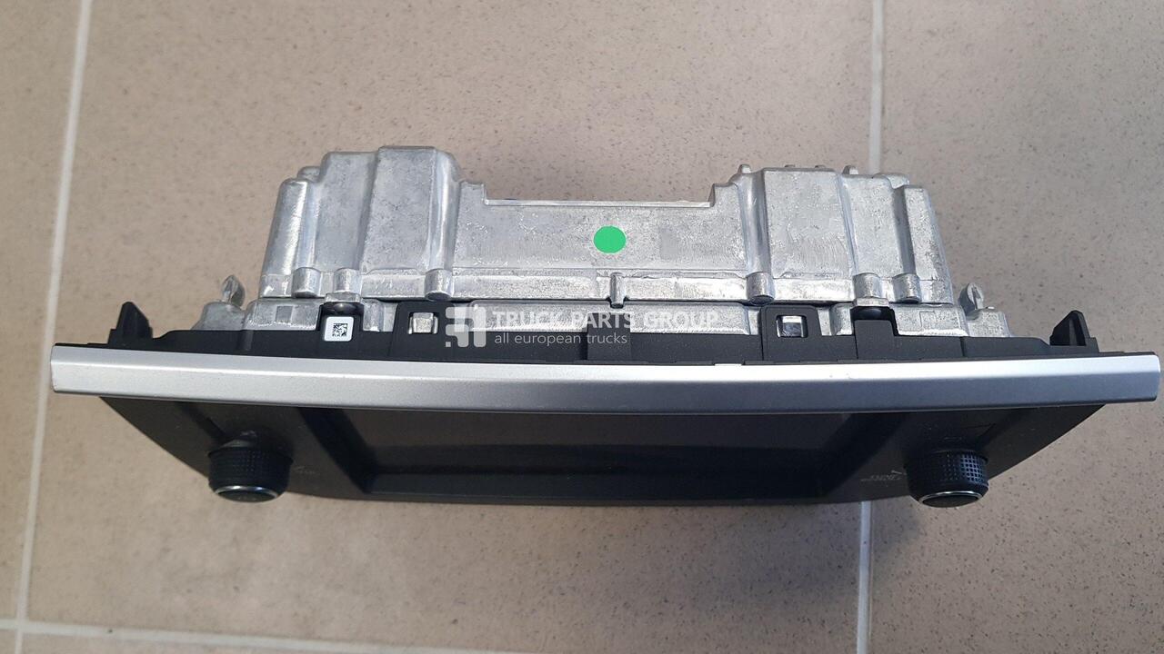 IVECO IVECO STRALIS EURO6 navi system, navigation system, multimedia system, radio audio control 5802403831, 5801677506 - Navigationssystem für LKW: das Bild 2 IVECO IVECO STRALIS EURO6 navi system, navigation system, multimedia system, radio audio control 5802403831, 5801677506 - Navigationssystem für LKW: das Bild 2