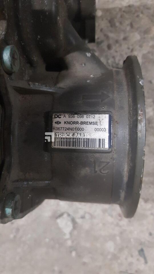 MERCEDES-BENZ Mercedes-Benz Atego, OM936LA, EURO6 valve unit, 9360980712, injection module, air blow-in control unit, 6-pole PBS unit, KNORR-BREMSE, K067724N01 - Ventil für LKW: das Bild 2 MERCEDES-BENZ Mercedes-Benz Atego, OM936LA, EURO6 valve unit, 9360980712, injection module, air blow-in control unit, 6-pole PBS unit, KNORR-BREMSE, K067724N01 - Ventil für LKW: das Bild 2