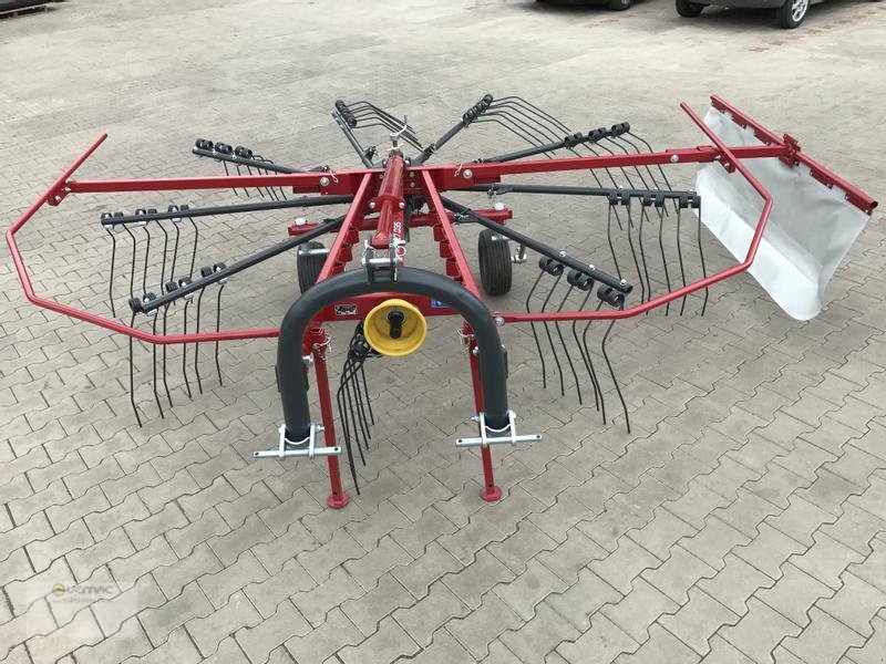 Agromehanika Kreiselschwader 300cm 3m Heuschwader Schwader Einkreisel Kreiselheuschwader NEU - Heuwender/ Wenderechen: das Bild 1 Agromehanika Kreiselschwader 300cm 3m Heuschwader Schwader Einkreisel Kreiselheuschwader NEU - Heuwender/ Wenderechen: das Bild 1