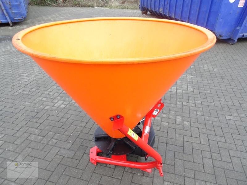 Dexwal Salzstreuer Düngerstreuer Streuer Trichterstreuer 300 Liter - Salzstreuer: das Bild 4 Dexwal Salzstreuer Düngerstreuer Streuer Trichterstreuer 300 Liter - Salzstreuer: das Bild 4