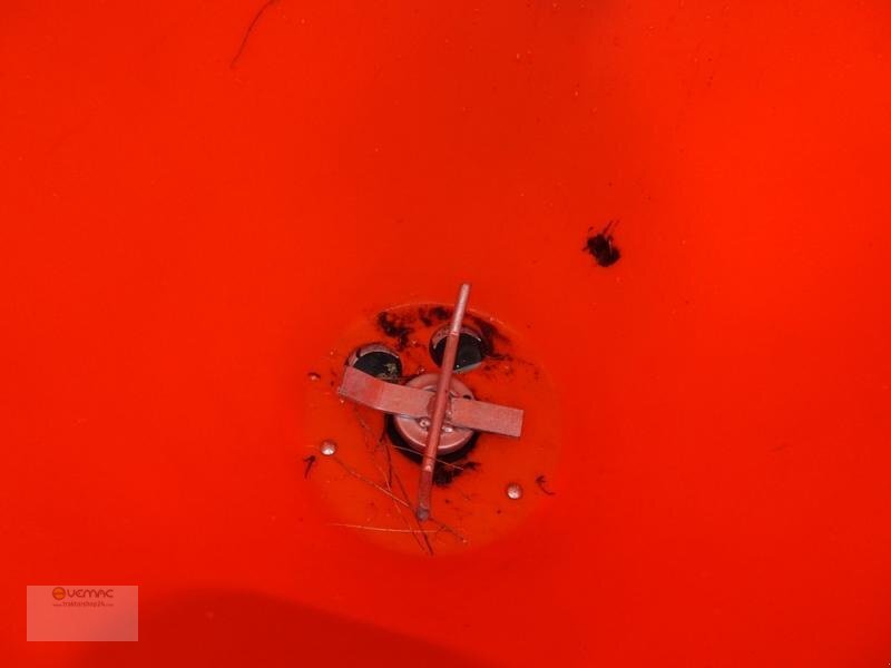 NEU: Salzstreuer Dexwal Salzstreuer Düngerstreuer Streuer Trichterstreuer 400 Liter: das Bild 8