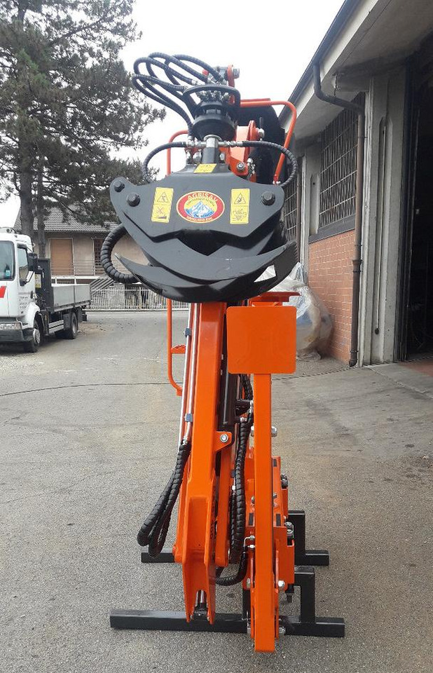 Gru - caricatore forestale PAS450 da rimorchio - Ladekran für Forsttechnik: das Bild 2 Gru - caricatore forestale PAS450 da rimorchio - Ladekran für Forsttechnik: das Bild 2