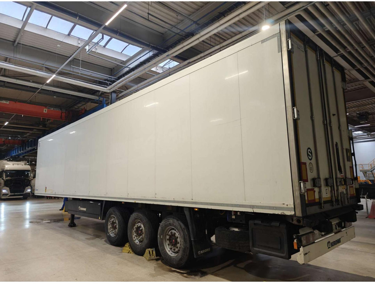 2018 Krone Double Deck Cool Liner FP 60 ThermoKing SLXi 300 Lifting Axle - Kühlkoffer Auflieger: das Bild 4 2018 Krone Double Deck Cool Liner FP 60 ThermoKing SLXi 300 Lifting Axle - Kühlkoffer Auflieger: das Bild 4
