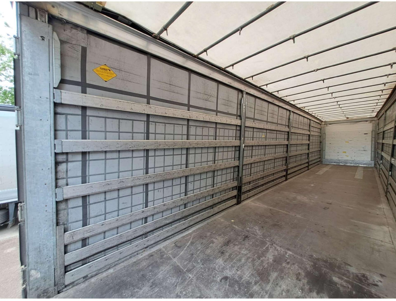 2019 Schmitz Cargobull SCS24/L Varios - Planenauflieger: das Bild 4 2019 Schmitz Cargobull SCS24/L Varios - Planenauflieger: das Bild 4