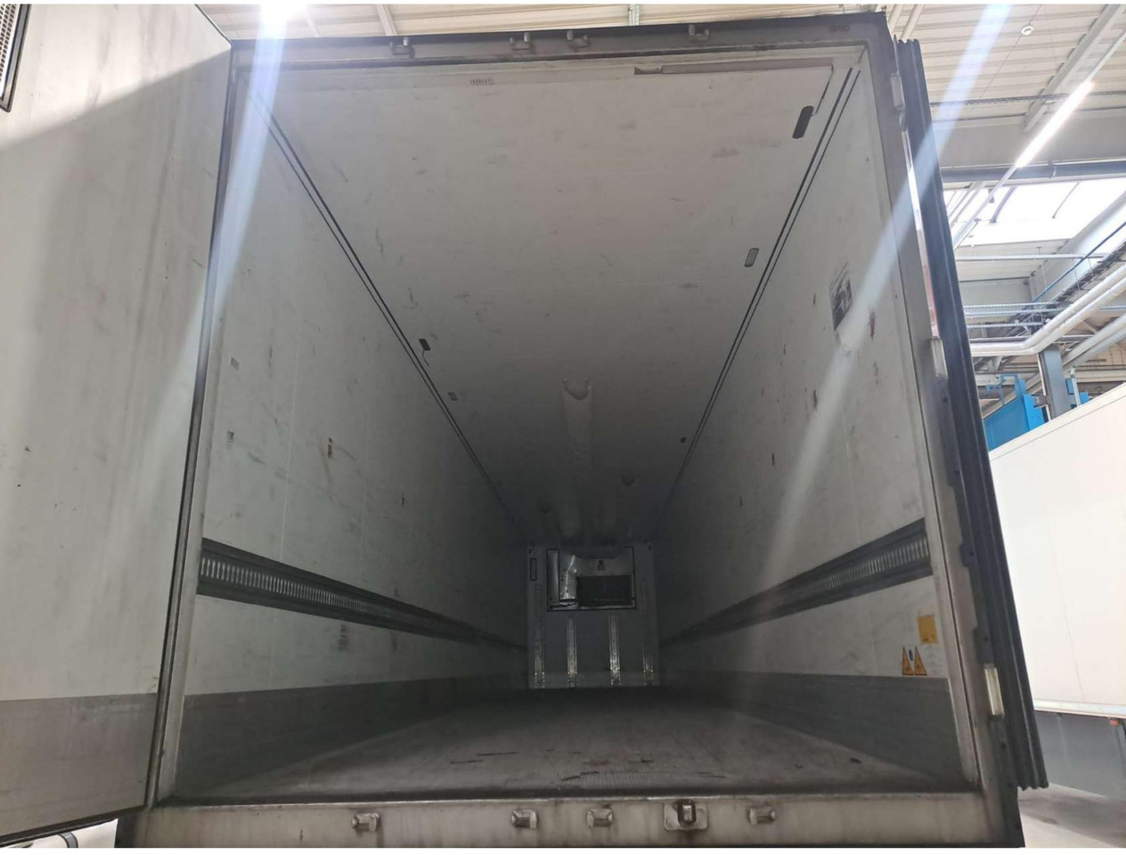 2019 Schmitz Cargobull SKO FP 60 ThermoKing SLXi 300 - Kühlkoffer Auflieger: das Bild 5 2019 Schmitz Cargobull SKO FP 60 ThermoKing SLXi 300 - Kühlkoffer Auflieger: das Bild 5