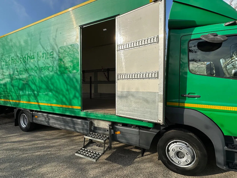 Mercedes-Benz Atego 1018 / NL TRUCK / EURO 6 / AIRCO / BOX+LIFT+SIDE DOOR / AUTOMATIC - Leasing Mercedes-Benz Atego 1018 / NL TRUCK / EURO 6 / AIRCO / BOX+LIFT+SIDE DOOR / AUTOMATIC: das Bild 17 Mercedes-Benz Atego 1018 / NL TRUCK / EURO 6 / AIRCO / BOX+LIFT+SIDE DOOR / AUTOMATIC - Leasing Mercedes-Benz Atego 1018 / NL TRUCK / EURO 6 / AIRCO / BOX+LIFT+SIDE DOOR / AUTOMATIC: das Bild 17