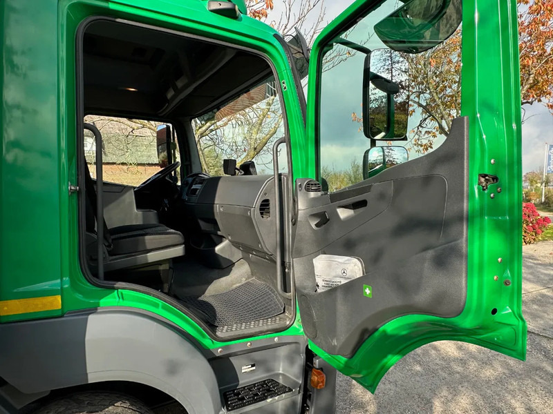 Mercedes-Benz Atego 1018 / NL TRUCK / EURO 6 / AIRCO / BOX+LIFT+SIDE DOOR / AUTOMATIC - Leasing Mercedes-Benz Atego 1018 / NL TRUCK / EURO 6 / AIRCO / BOX+LIFT+SIDE DOOR / AUTOMATIC: das Bild 18 Mercedes-Benz Atego 1018 / NL TRUCK / EURO 6 / AIRCO / BOX+LIFT+SIDE DOOR / AUTOMATIC - Leasing Mercedes-Benz Atego 1018 / NL TRUCK / EURO 6 / AIRCO / BOX+LIFT+SIDE DOOR / AUTOMATIC: das Bild 18