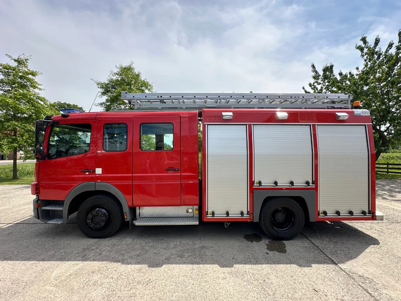 Mercedes-Benz Atego 1426 / FIRETRUCK / FULL EQUIPMENT / LOW KM / GODIVA PUMP 254h / TOPCONDITION!! - Feuerwehrfahrzeug: das Bild 5 Mercedes-Benz Atego 1426 / FIRETRUCK / FULL EQUIPMENT / LOW KM / GODIVA PUMP 254h / TOPCONDITION!! - Feuerwehrfahrzeug: das Bild 5