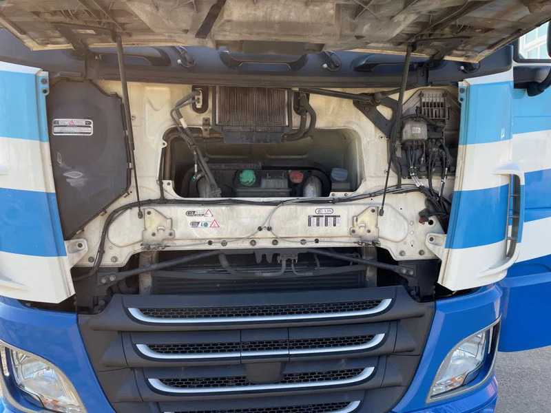 DAF XF 106.460 / NL TRUCK / EURO6 / HYDRAULICS / SLIDING 5th WHEEL / 9 TON FRONTAXLE - Sattelzugmaschine: das Bild 2 DAF XF 106.460 / NL TRUCK / EURO6 / HYDRAULICS / SLIDING 5th WHEEL / 9 TON FRONTAXLE - Sattelzugmaschine: das Bild 2