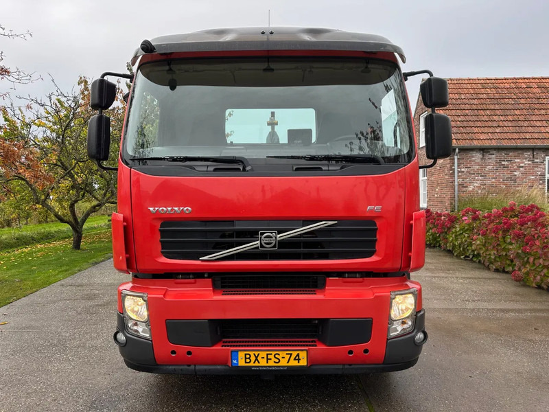 Volvo FE 320 / NL TRUCK / EURO 5 / HIAB MULTILIFT XR 21T / LIKE NEW!! / LOW KM!! / LIFT+STEER AXLE - Abrollkipper: das Bild 2 Volvo FE 320 / NL TRUCK / EURO 5 / HIAB MULTILIFT XR 21T / LIKE NEW!! / LOW KM!! / LIFT+STEER AXLE - Abrollkipper: das Bild 2