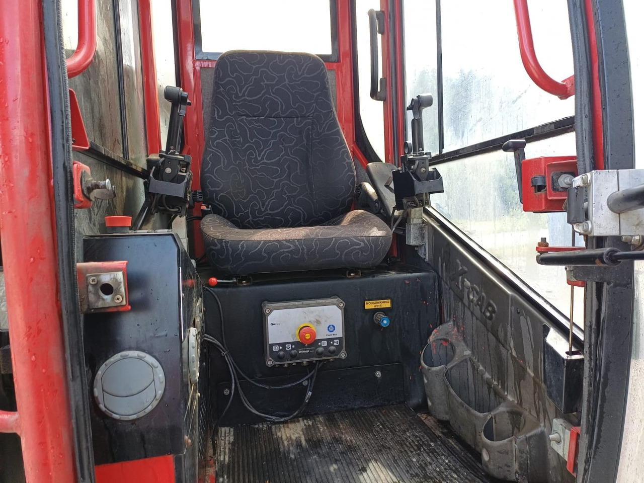 Volvo FH16 750 - Holztransporter, Autokran: das Bild 5 Volvo FH16 750 - Holztransporter, Autokran: das Bild 5