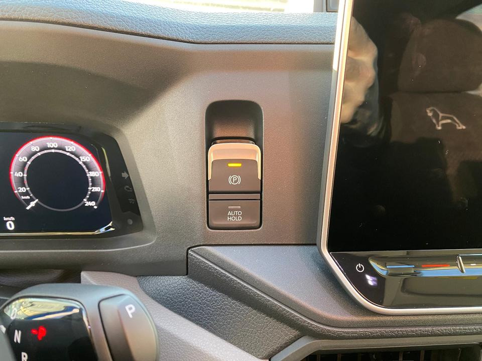 Pritsche Transporter, Transporter mit Doppelkabine MAN TGE 3.180 4x4 Doka Pritsche Lang *INKL.19% MWT* AUTOMATIK*LED*CAM*AHK*TEMPO*STANDHZG*UVM*: das Bild 21 Pritsche Transporter, Transporter mit Doppelkabine MAN TGE 3.180 4x4 Doka Pritsche Lang *INKL.19% MWT* AUTOMATIK*LED*CAM*AHK*TEMPO*STANDHZG*UVM*: das Bild 21