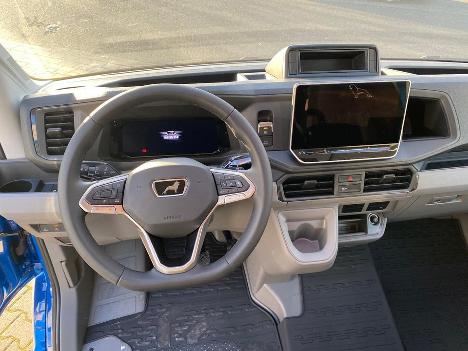 Pritsche Transporter, Transporter mit Doppelkabine MAN TGE 3.180 4x4 Doka Pritsche Lang *INKL.19% MWT* AUTOMATIK*LED*CAM*AHK*TEMPO*STANDHZG*UVM*: das Bild 16 Pritsche Transporter, Transporter mit Doppelkabine MAN TGE 3.180 4x4 Doka Pritsche Lang *INKL.19% MWT* AUTOMATIK*LED*CAM*AHK*TEMPO*STANDHZG*UVM*: das Bild 16