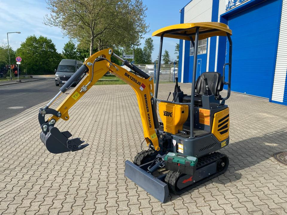 Minibagger BK1250JS + Schaufelpaket *INKL.19% MWST*KUBOTA*BERGER KRAUS*JOYSTICK*SOFORT!* - Minibagger: das Bild 1 Minibagger BK1250JS + Schaufelpaket *INKL.19% MWST*KUBOTA*BERGER KRAUS*JOYSTICK*SOFORT!* - Minibagger: das Bild 1