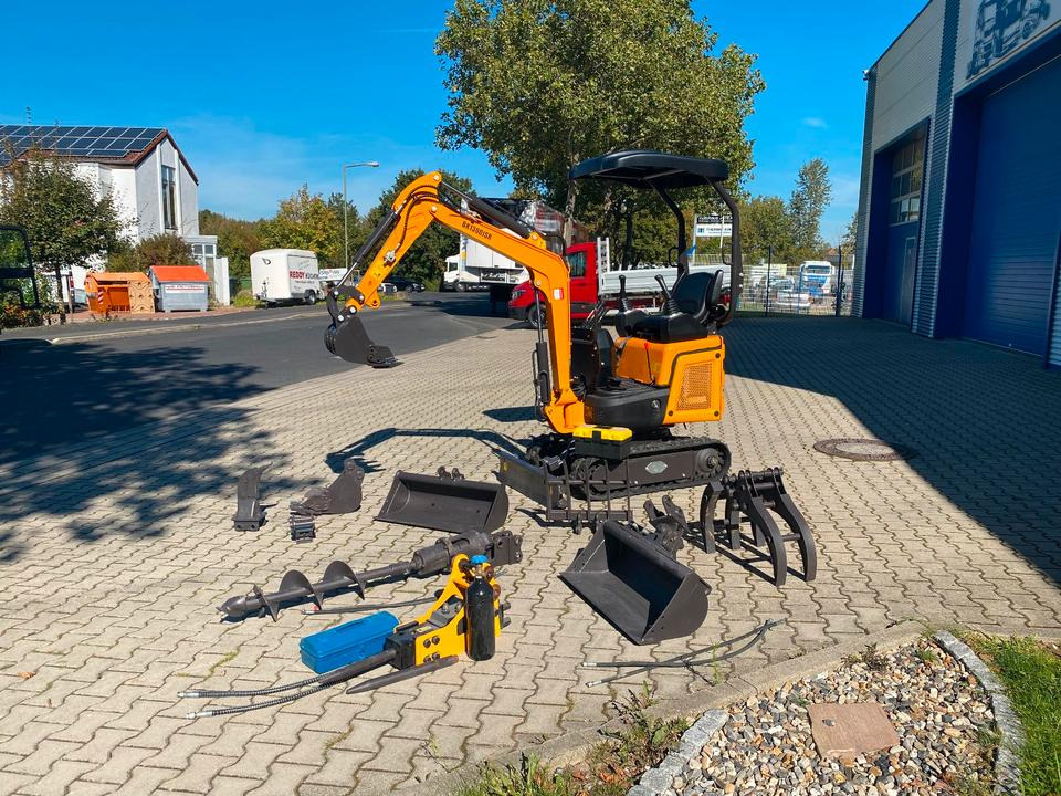 Minibagger BK1300JSR + Zubehör *INKL.19% MWST*BERGER KRAUS*KUBOTA*JOYSTICK*SCHENKWARM*SOFORT!* - Minibagger: das Bild 1 Minibagger BK1300JSR + Zubehör *INKL.19% MWST*BERGER KRAUS*KUBOTA*JOYSTICK*SCHENKWARM*SOFORT!* - Minibagger: das Bild 1