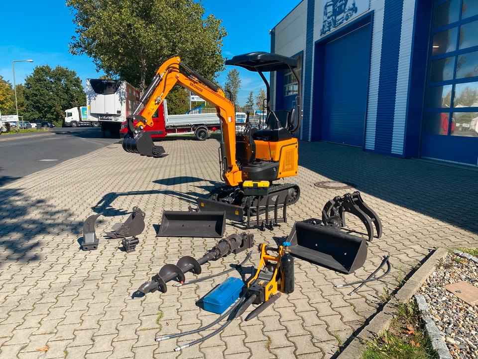 Minibagger BK1300JSR + Zubehör *INKL.19% MWST*BERGER KRAUS*KUBOTA*JOYSTICK*SCHENKWARM*SOFORT!* - Minibagger: das Bild 2 Minibagger BK1300JSR + Zubehör *INKL.19% MWST*BERGER KRAUS*KUBOTA*JOYSTICK*SCHENKWARM*SOFORT!* - Minibagger: das Bild 2