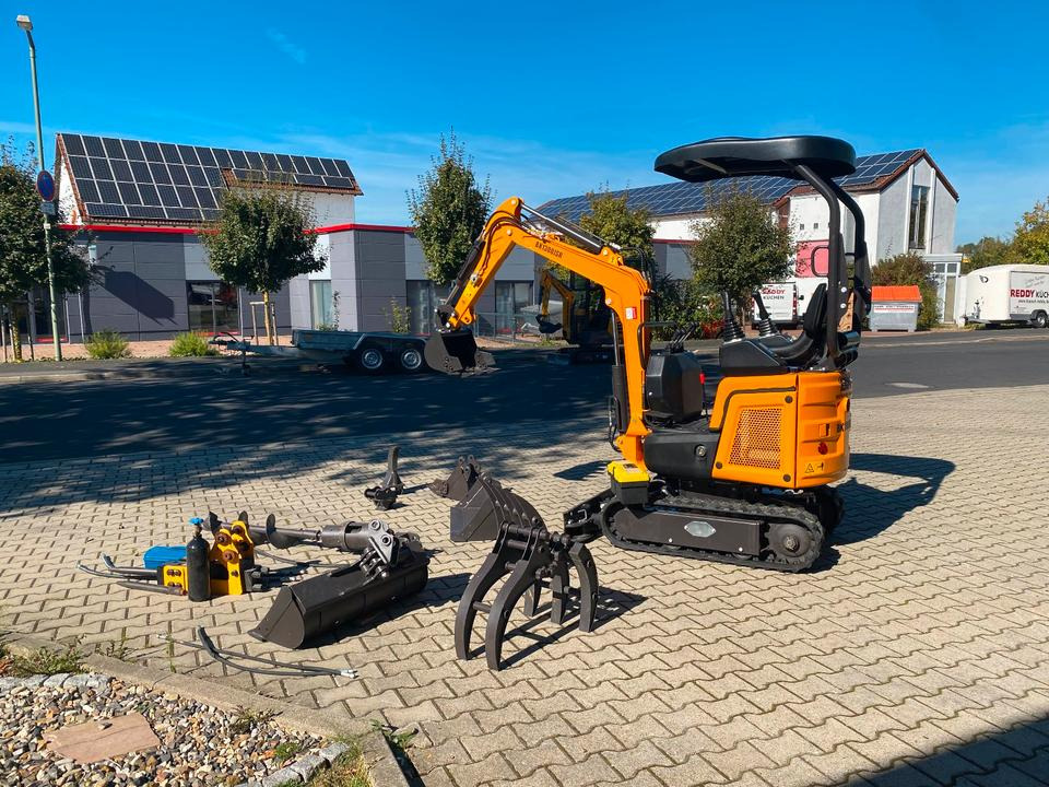 Minibagger BK1300JSR + Zubehör *INKL.19% MWST*BERGER KRAUS*KUBOTA*JOYSTICK*SCHENKWARM*SOFORT!* - Minibagger: das Bild 3 Minibagger BK1300JSR + Zubehör *INKL.19% MWST*BERGER KRAUS*KUBOTA*JOYSTICK*SCHENKWARM*SOFORT!* - Minibagger: das Bild 3