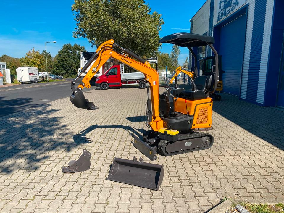 Minibagger BK1300JSR inkl. 3 Schaufeln *INKL.19% MWST*BERGER KRAUS*KUBOTA D902 11,8KW*JOYSTICK*SCHENKWARM*SOFORT!* - Minibagger: das Bild 2 Minibagger BK1300JSR inkl. 3 Schaufeln *INKL.19% MWST*BERGER KRAUS*KUBOTA D902 11,8KW*JOYSTICK*SCHENKWARM*SOFORT!* - Minibagger: das Bild 2